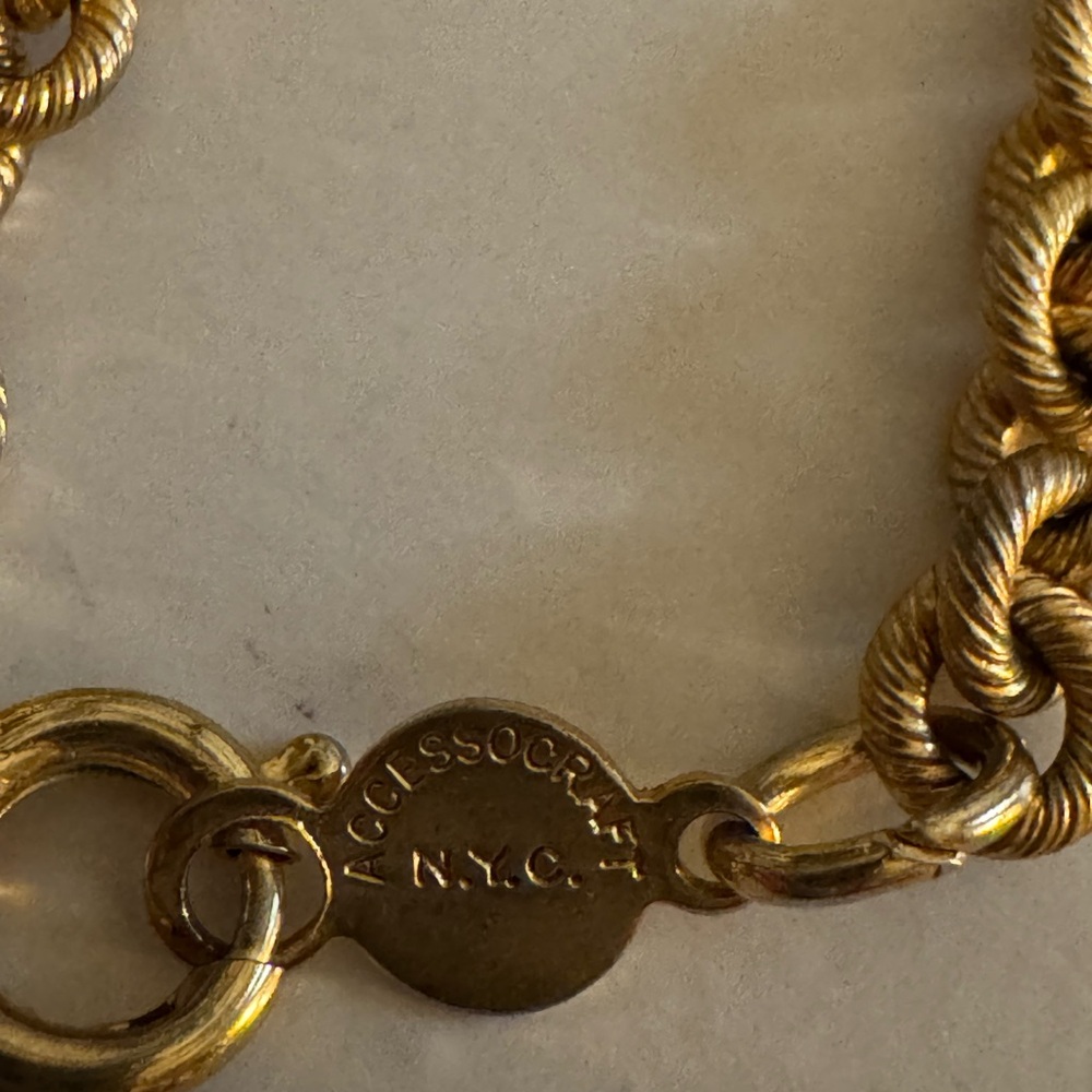 Accessocraft NYC Elegant Gold Pendant Necklace - Picture 2 of 2